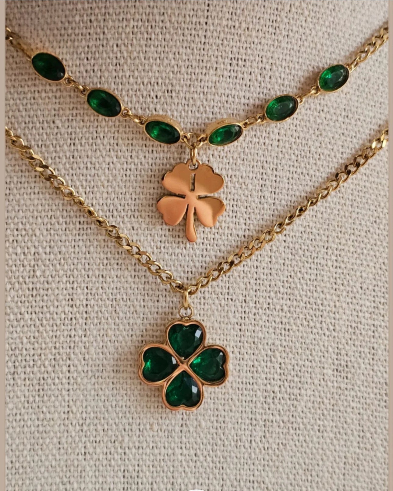 ELIANA DOUBLE CLOVER NECKLACE
