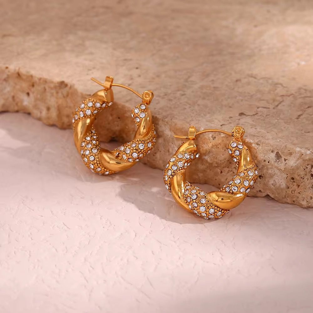 УСУТИ ОБЕЦИ GINA