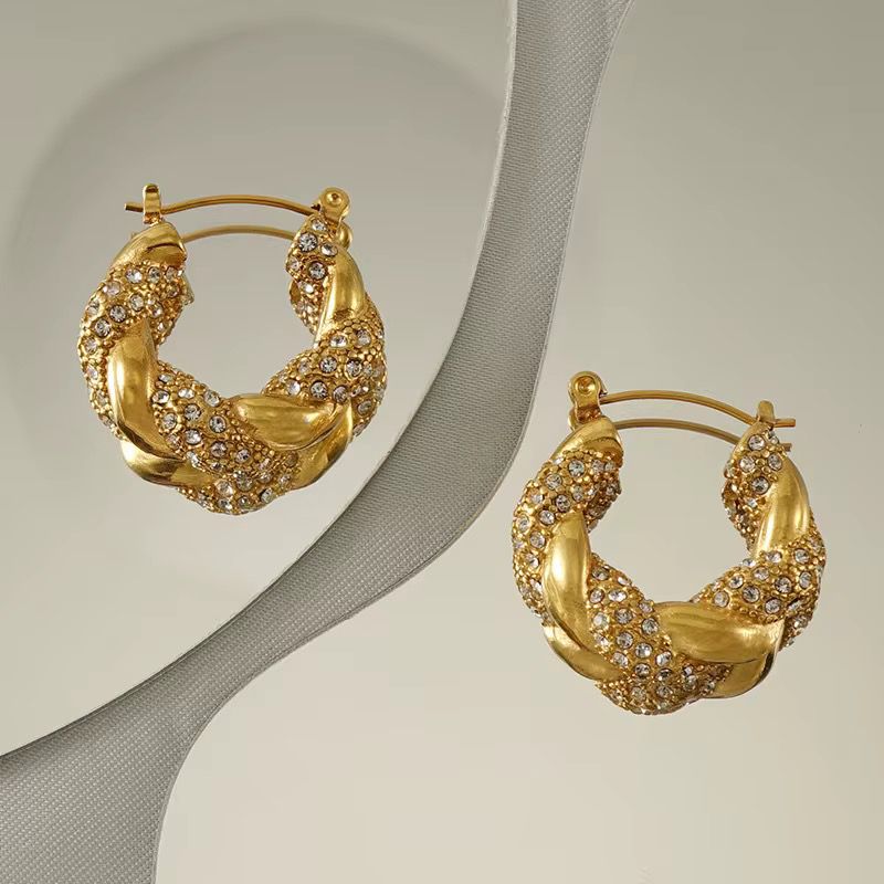 УСУТИ ОБЕЦИ GINA