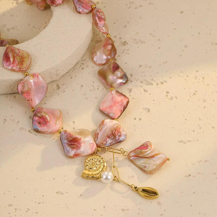 SUN KISSED NECKLACE AND BRACELET
