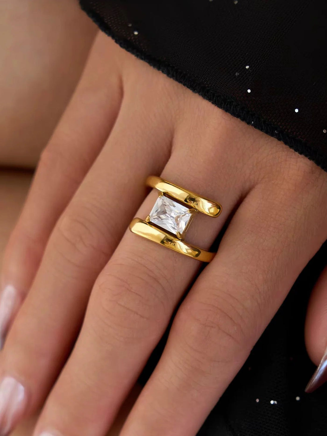 MOONLIGHT RING