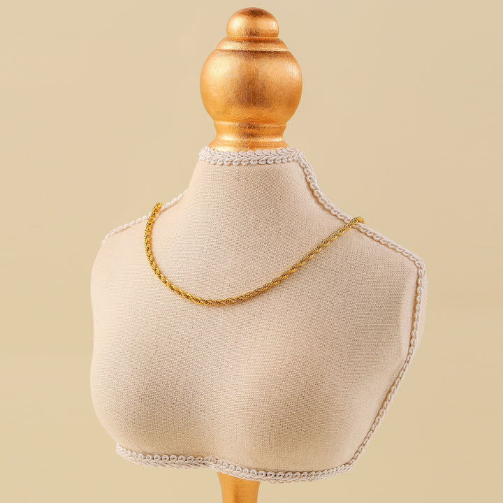 FINE TWISTED NECKLACE