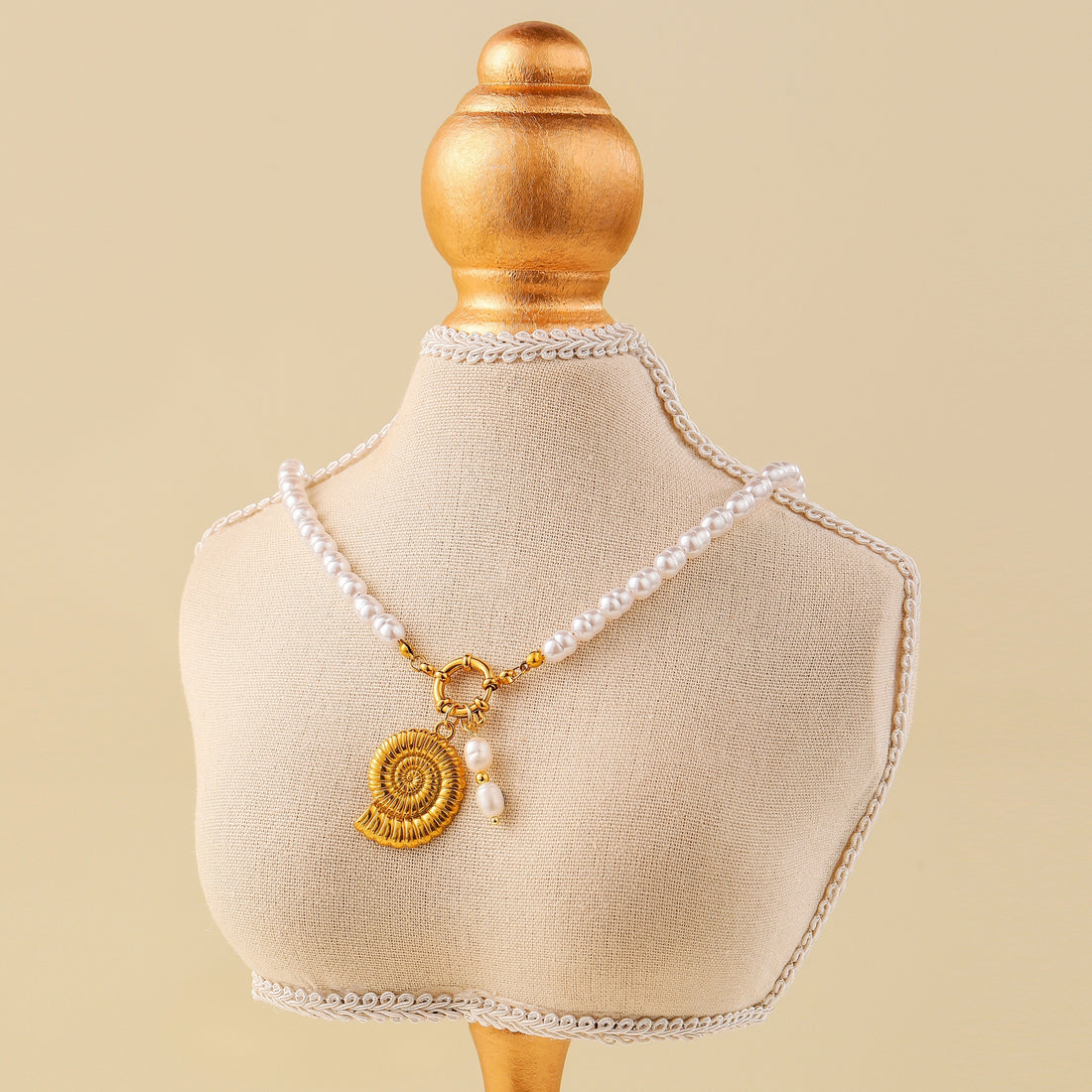 PEARL CLASP NECKLACE