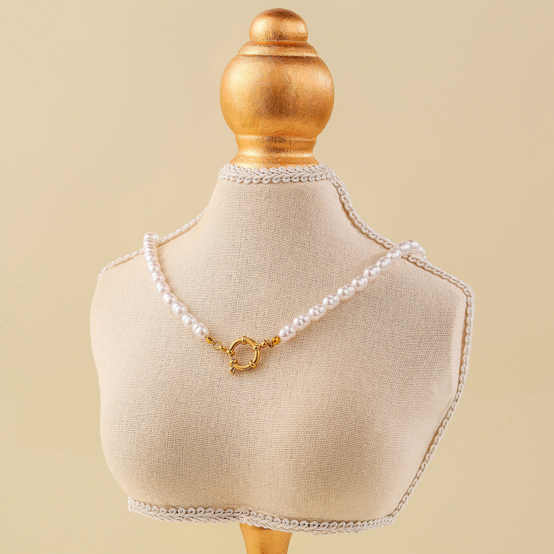PEARL CLASP NECKLACE