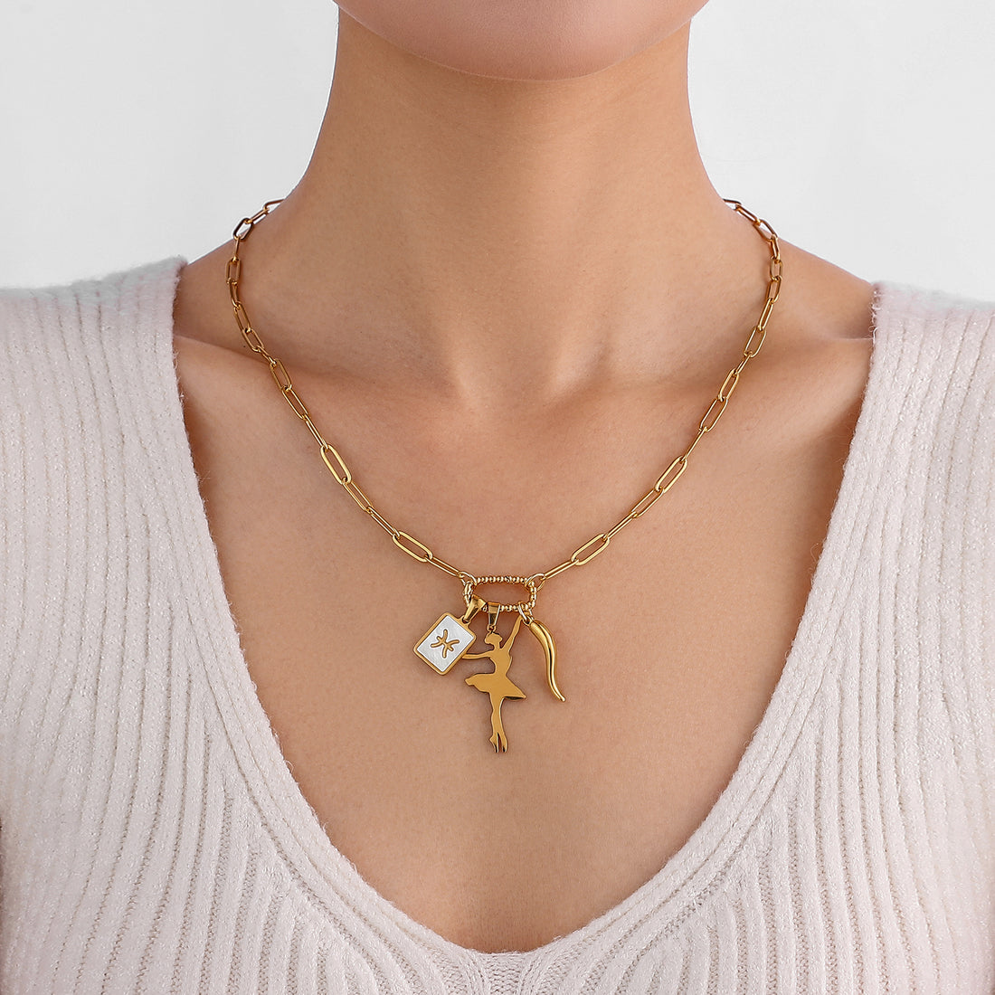 RECTANGULAR CLASP OPEN CHAIN