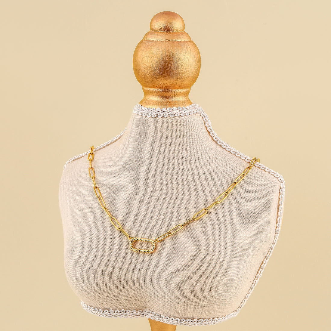 RECTANGULAR CLASP OPEN CHAIN