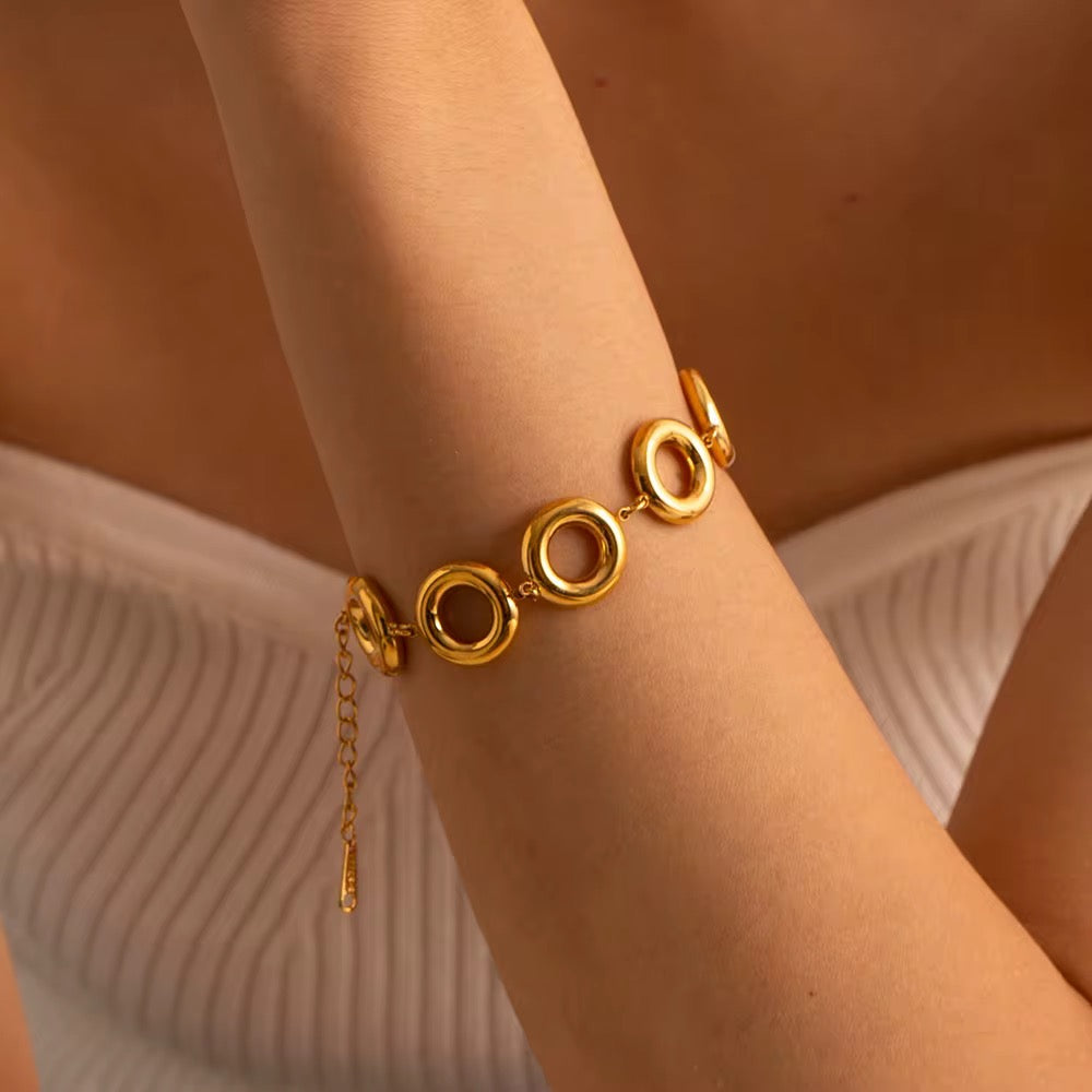 GOLD CADY SET - Bracelet and Earrings