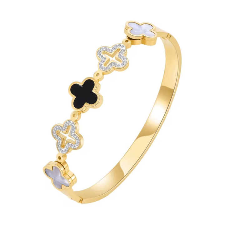FELINE CLOVER BANGLE