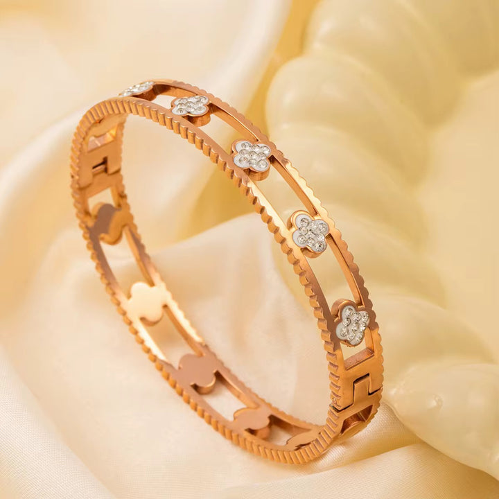 HUDA BANGLE