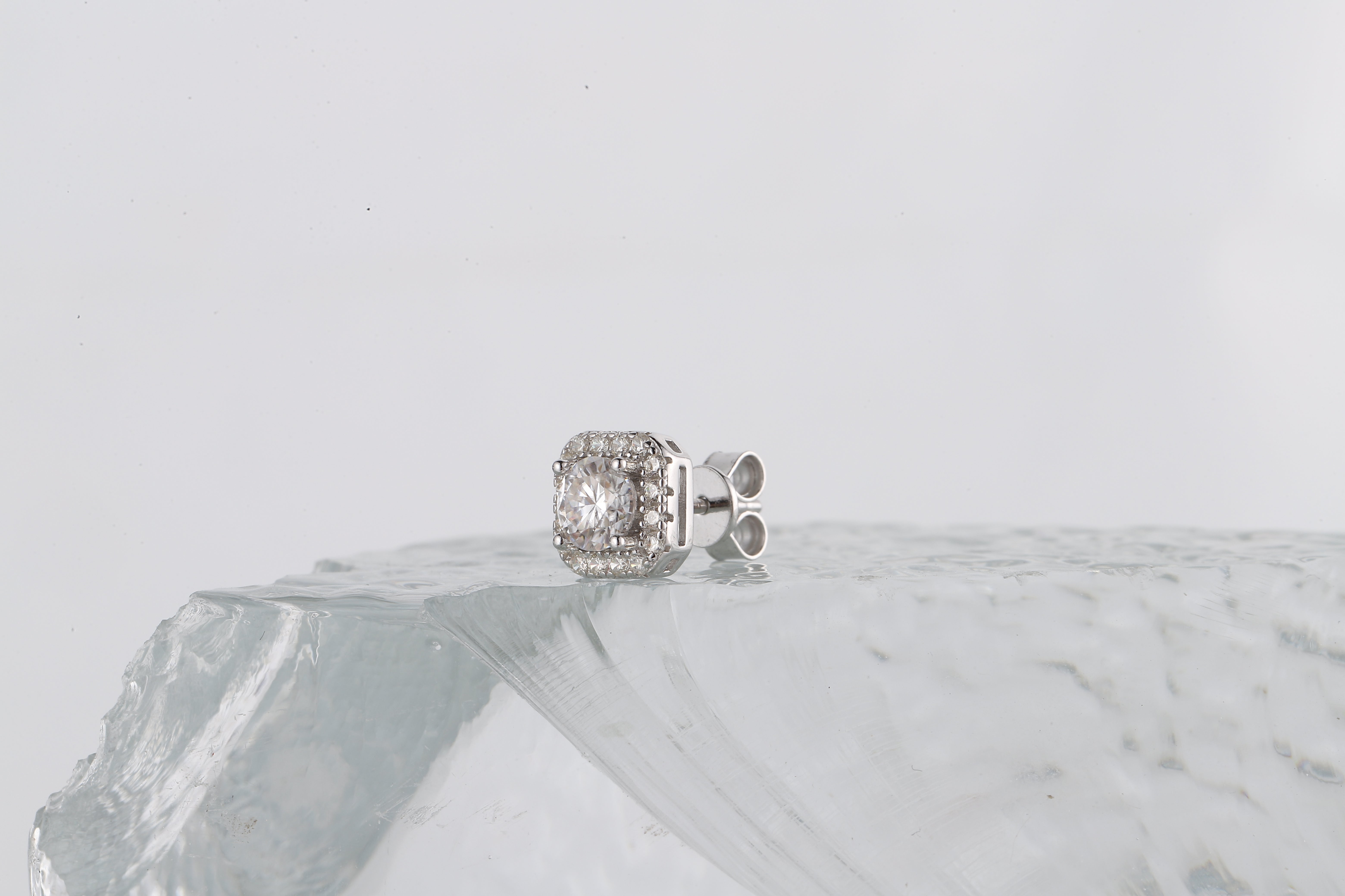 KATHERINE SQUARE CUT 0.8 karat MOISSANITE DIAMOND Earrings