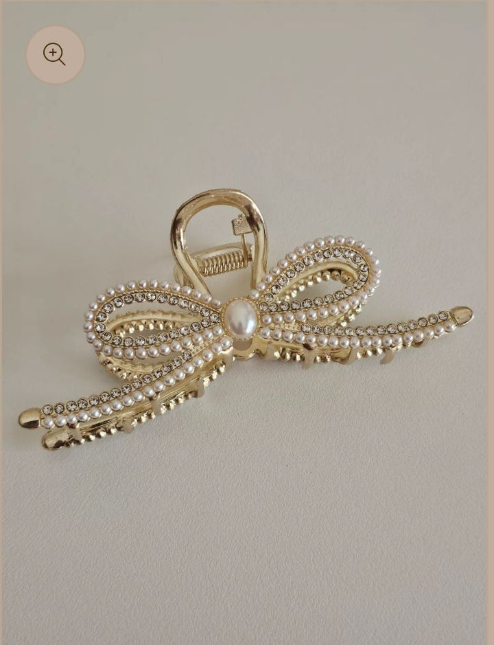 PEARLY BOW HAIR CLAW