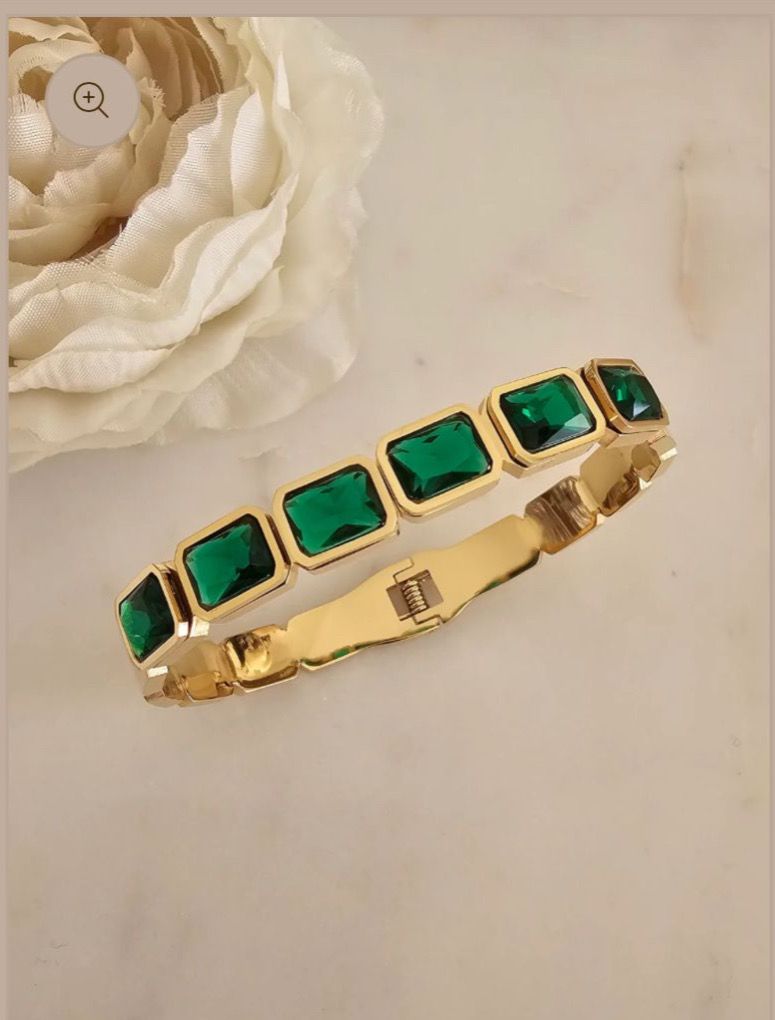 PERIDOT BANGLE