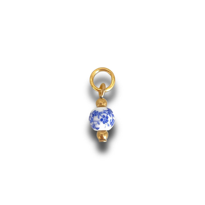 BLUE FLOWER PERAL CHARM