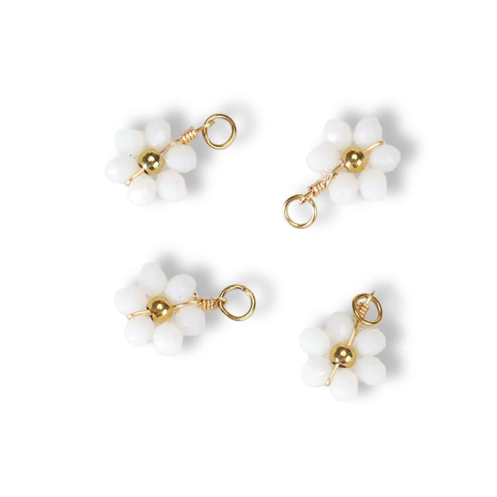 CUTE WHITE FLOWER CHARM