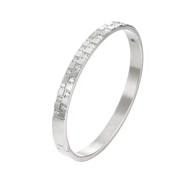 BAE BANGLE