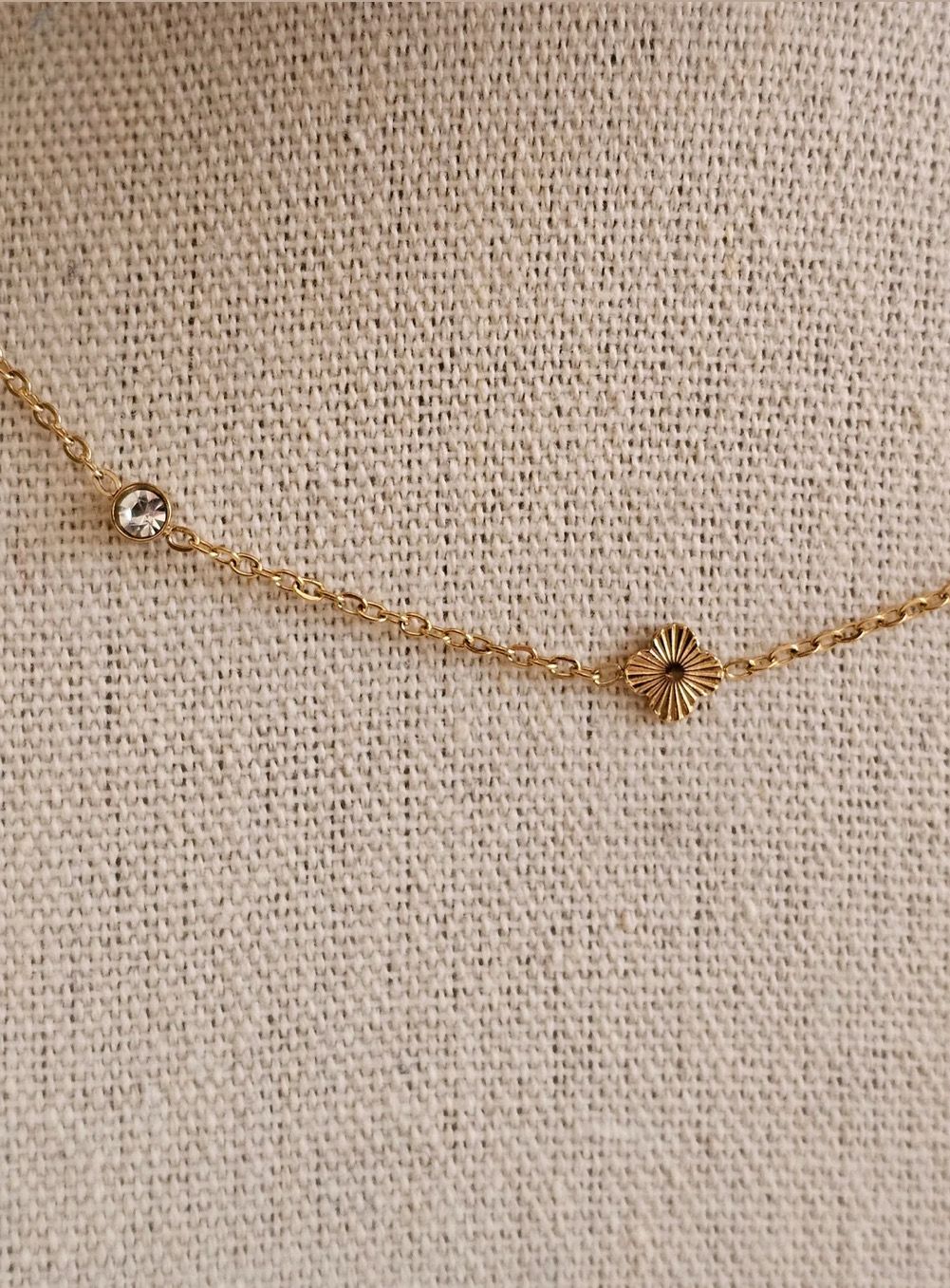 EMILY CLOVER NECKLACE