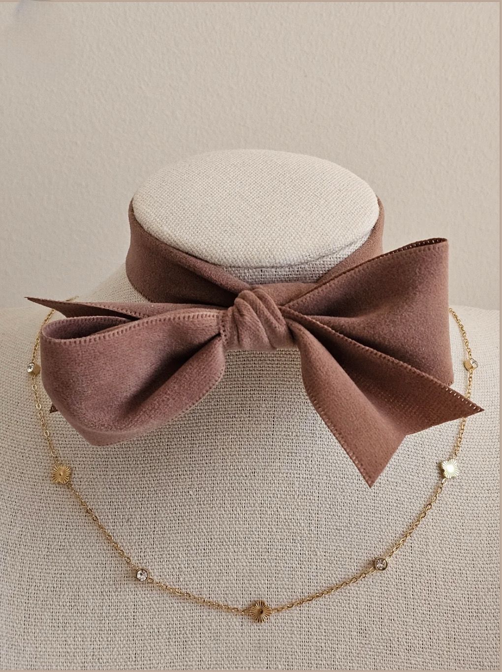 EMILY CLOVER NECKLACE