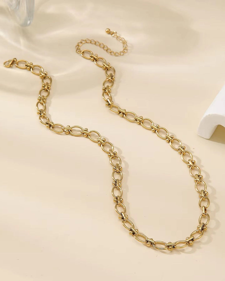 BLOCK CHAIN NECKLACE