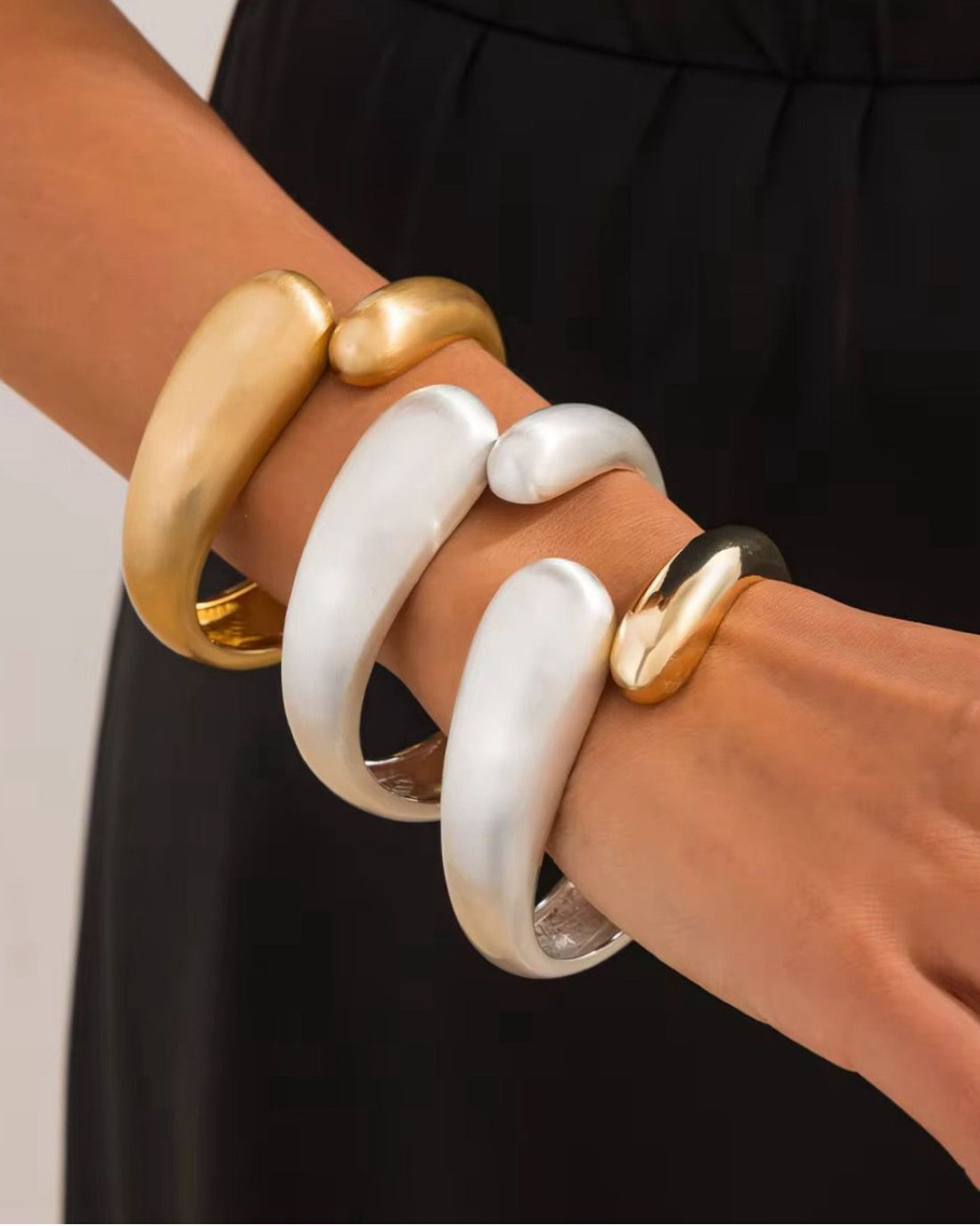 ELLORA BANGLE
