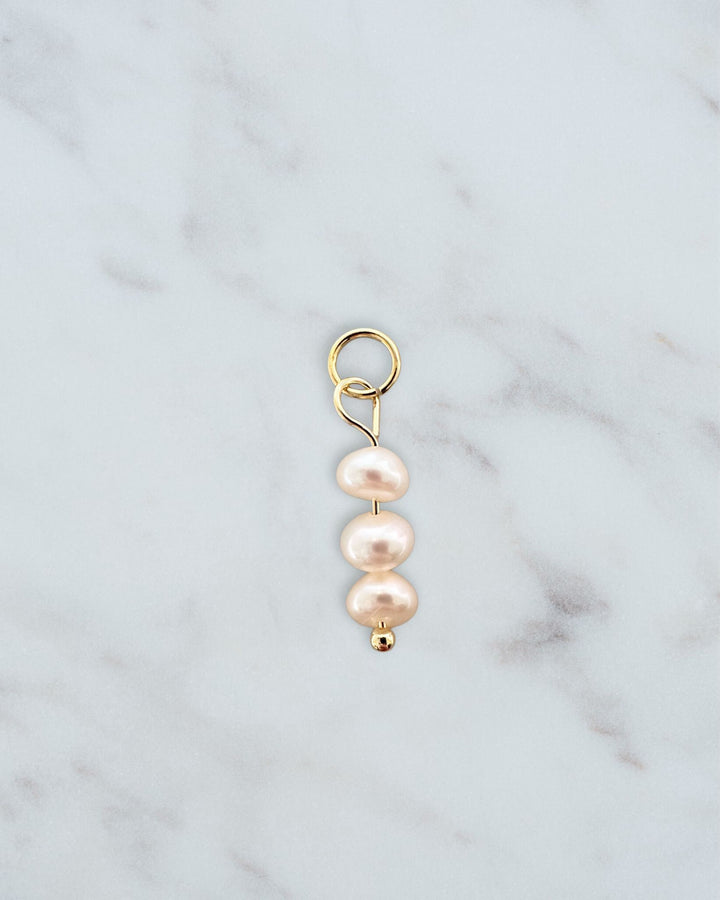 DYO WHITE PEARL CHARM