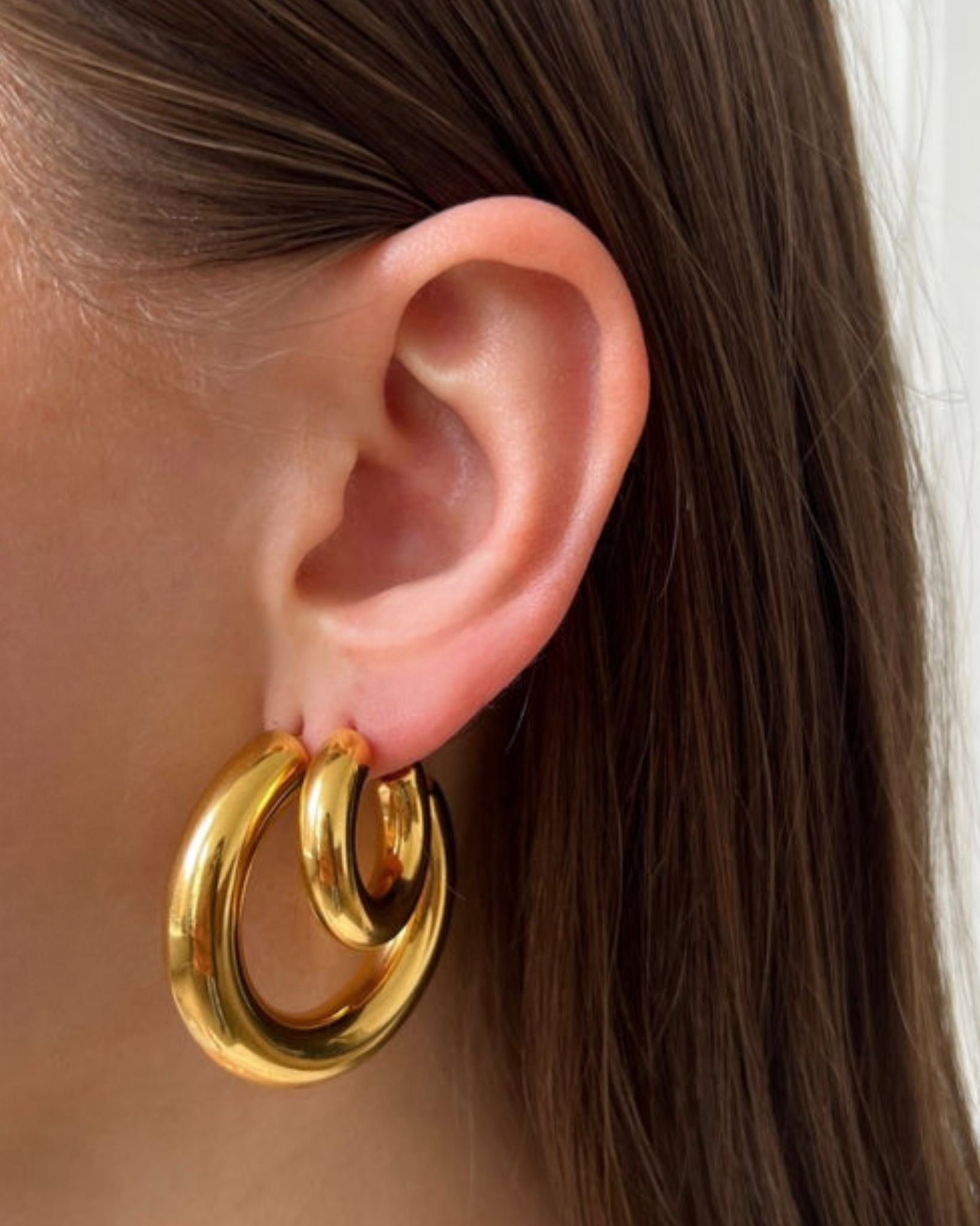 SMALL TUBE EARRINGS