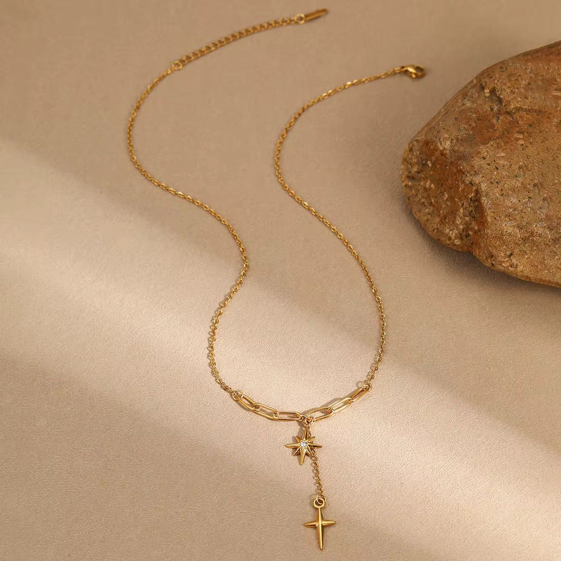 SUN AND STAR NECKLACE