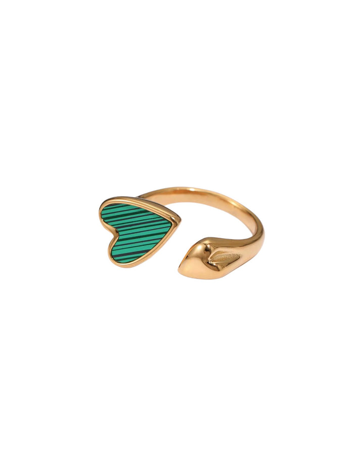 Fashionable gold ring with heart for her