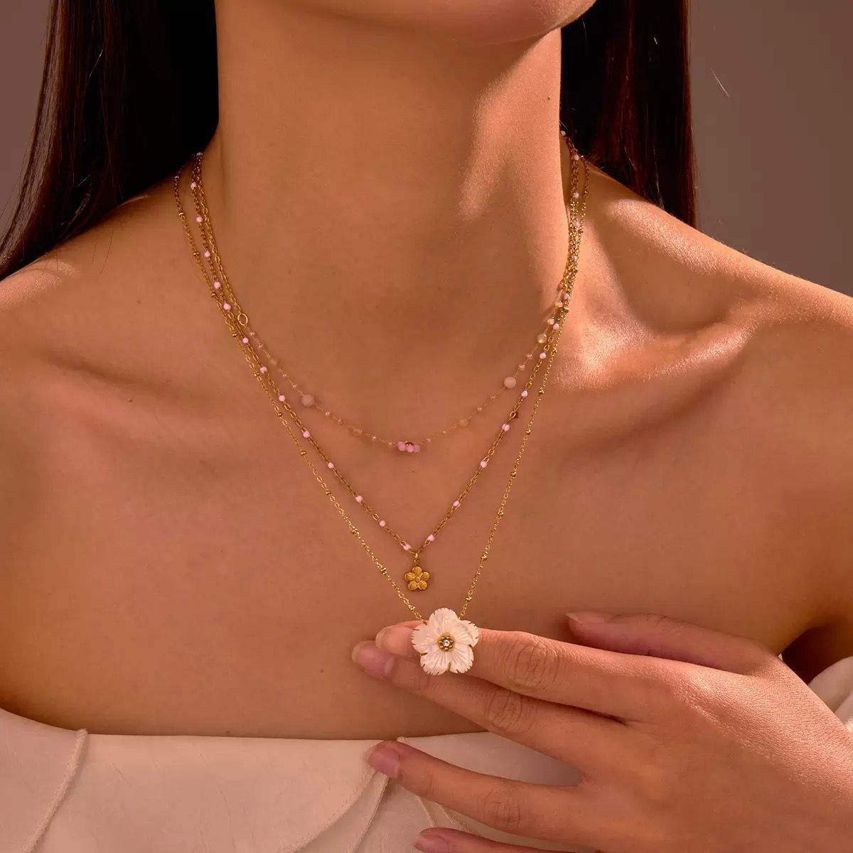 Romantic necklace with flower pendant for her