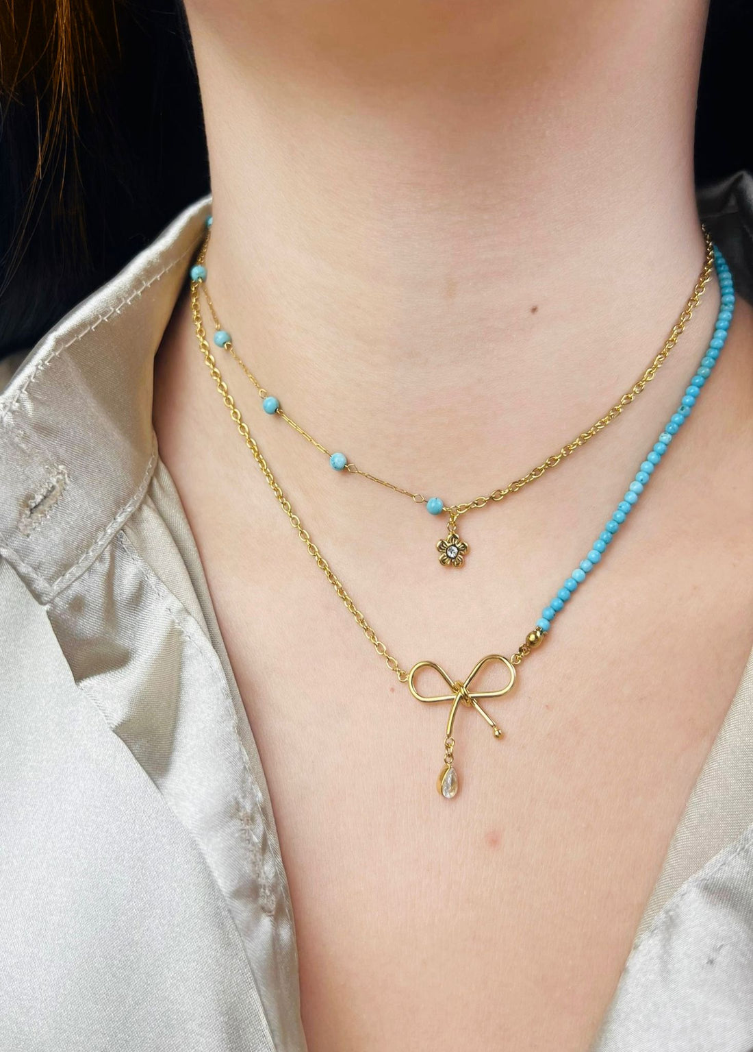 Elegant bow necklace for her