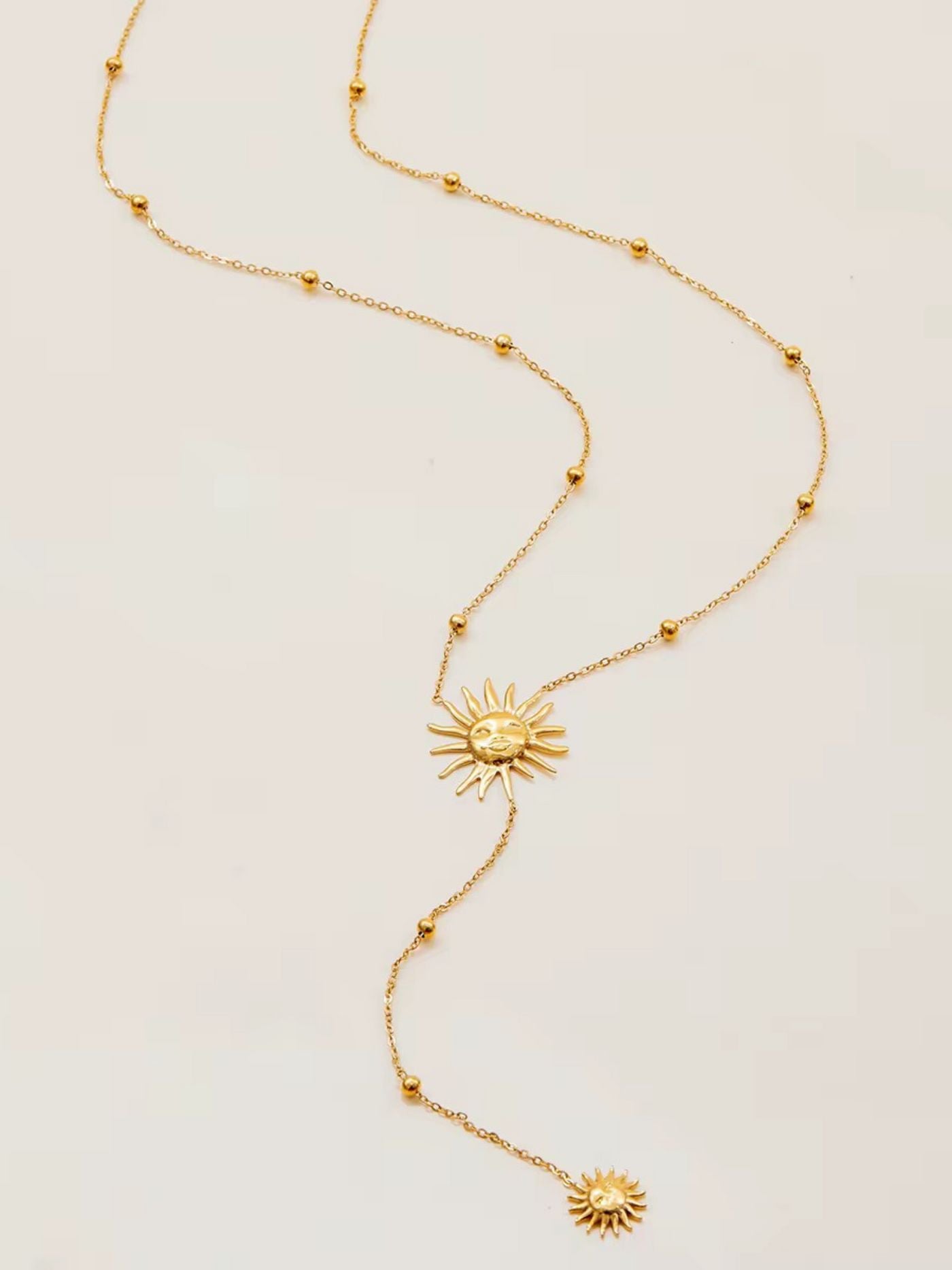Elegant necklace with double sun-shaped pendant for her
