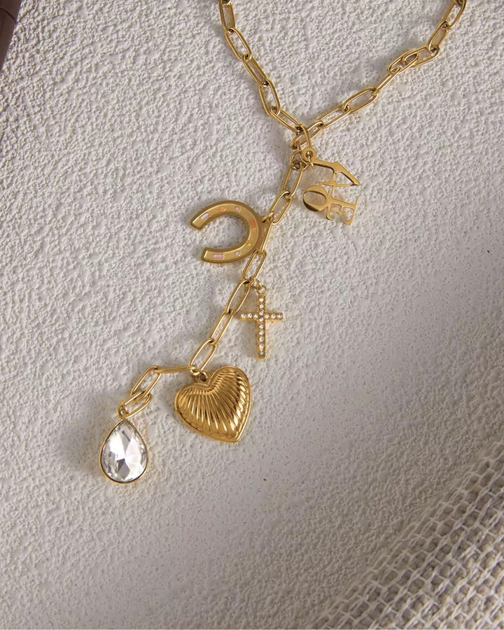 Trendy necklace for with charms