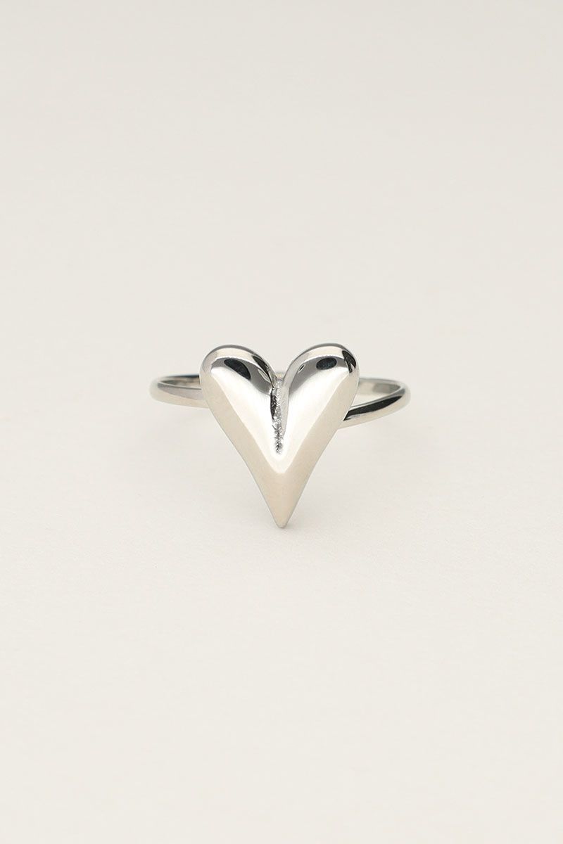 Elegant silver heart ring for her