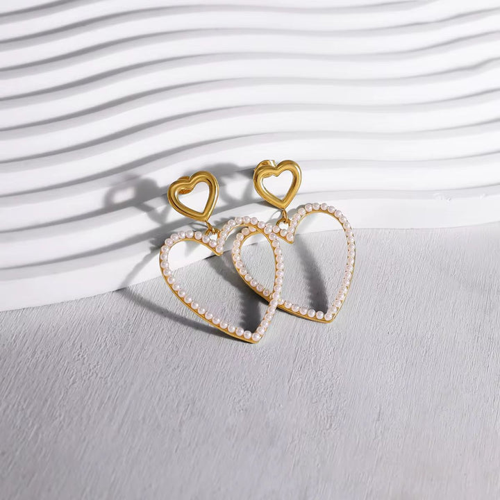 AIOFE HEART EARRINGS