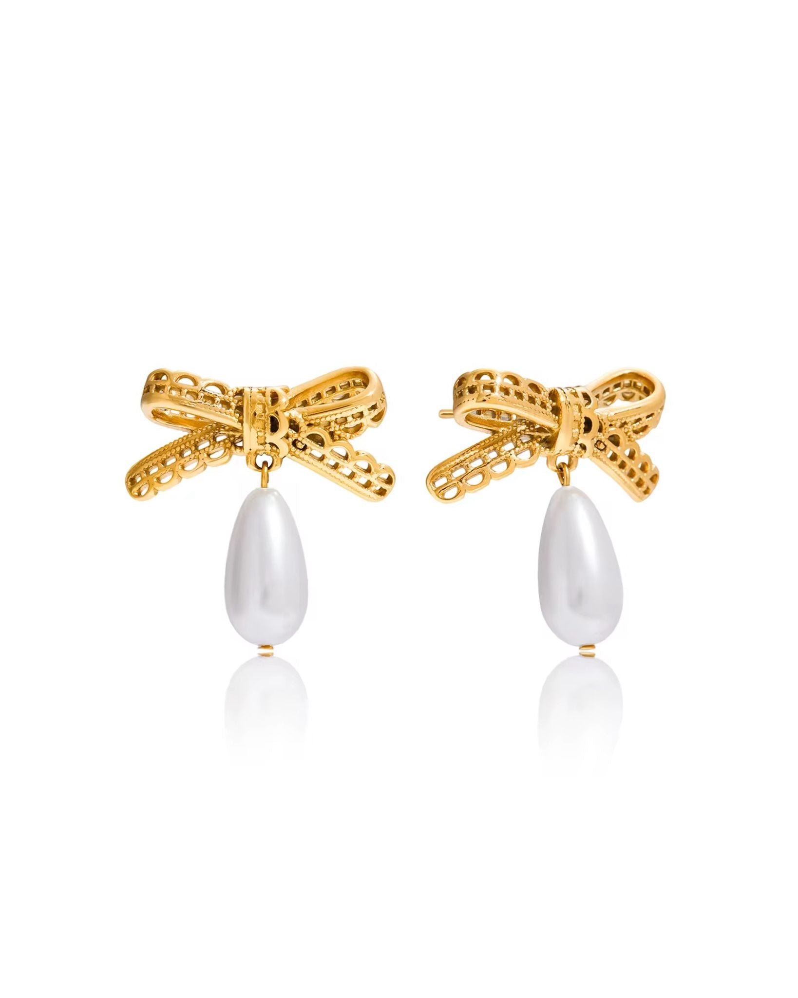 PEAEL AND BOW EARRINGS