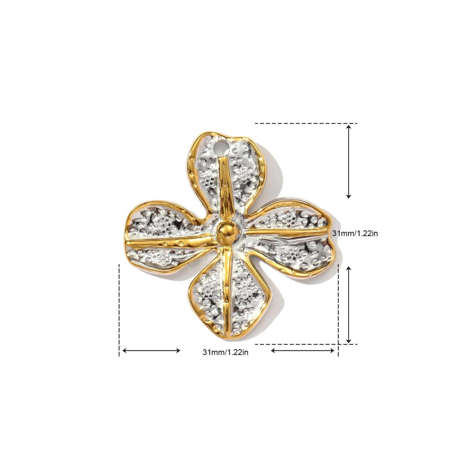 CC SILVER FLOWER CHARM