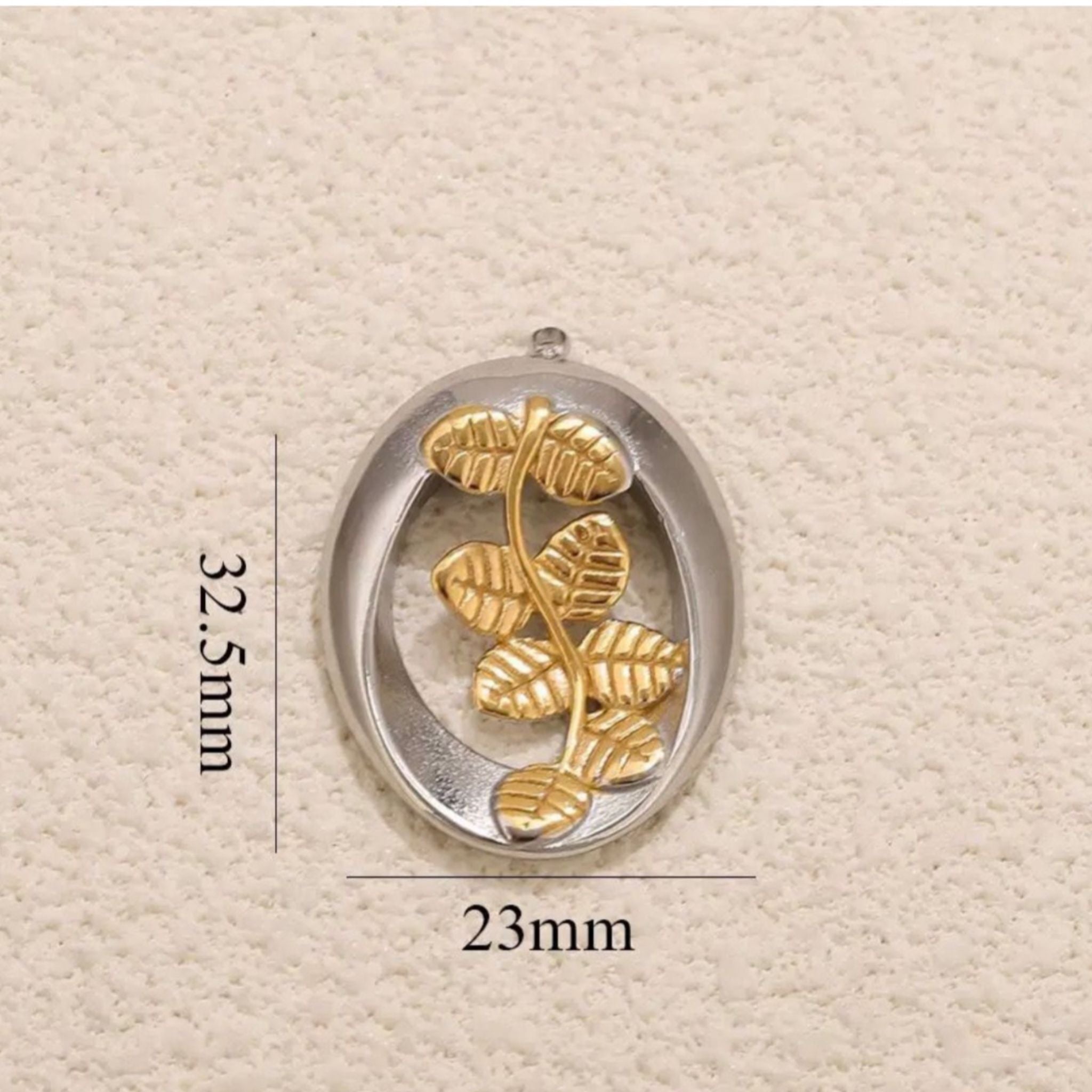 CC SILVER GOLD FLOWER CHARM