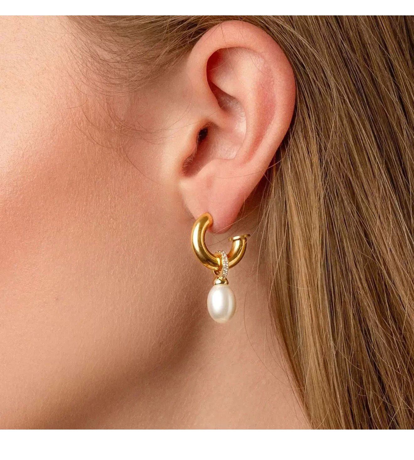 LOVE FOR PEARL EARRINGS