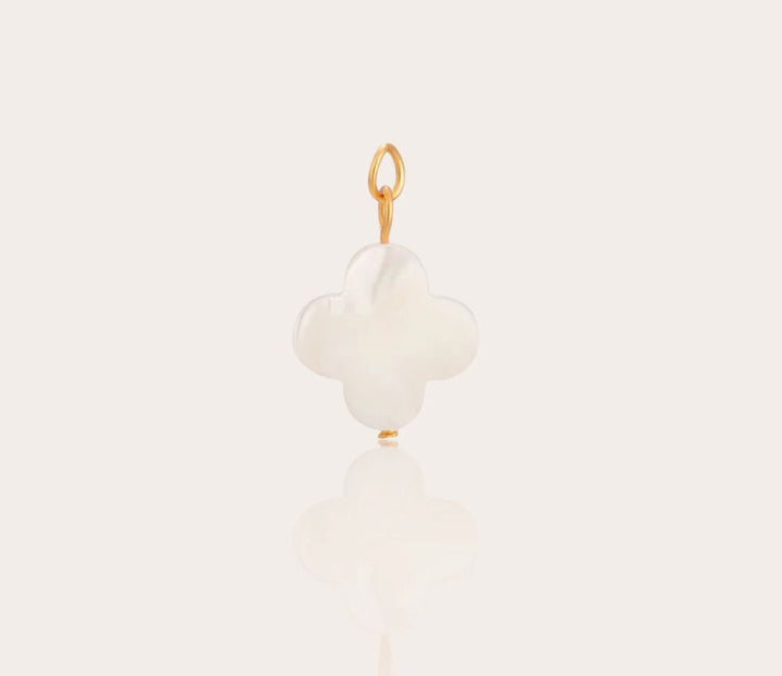 WHITE CLOVER CHARM