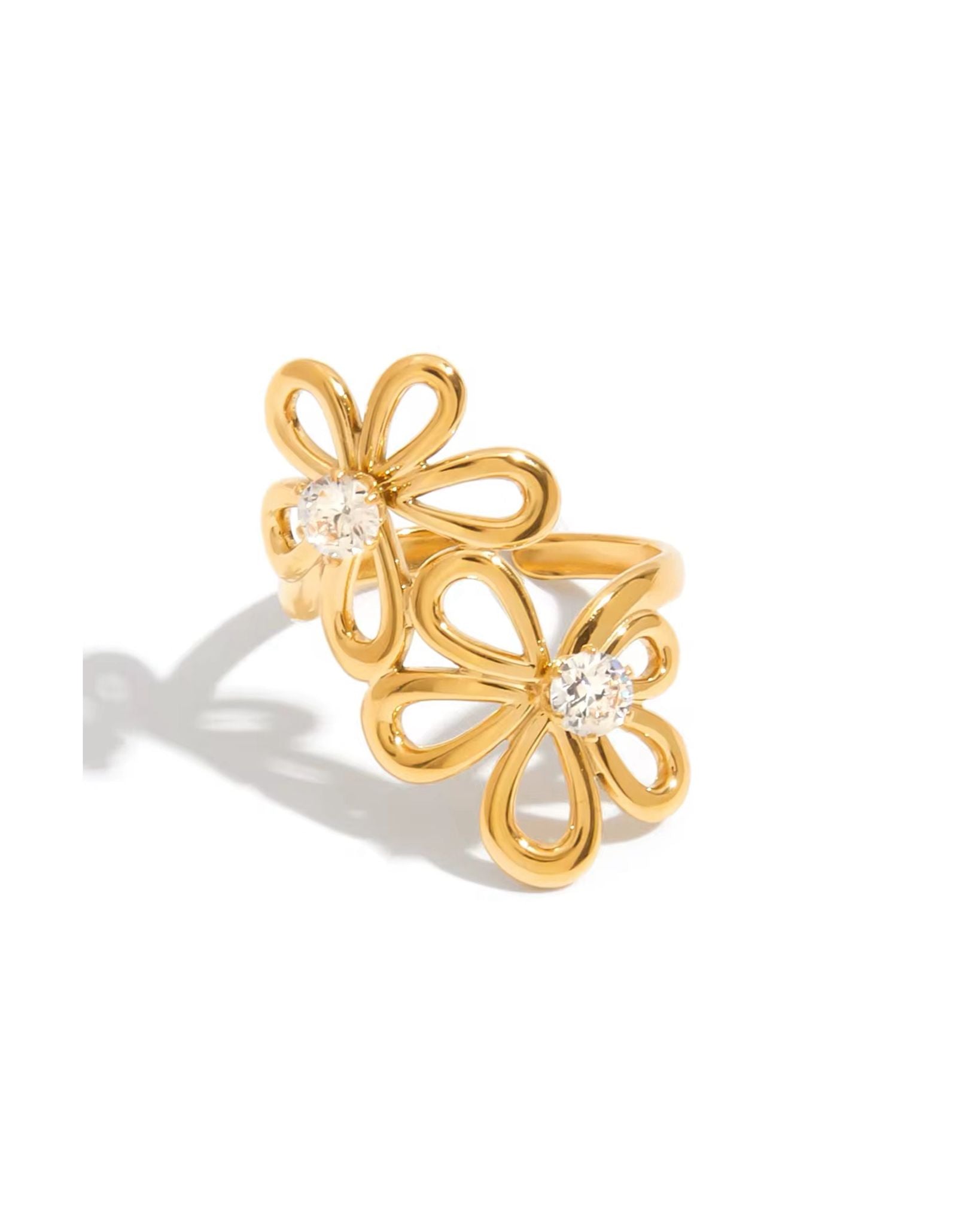 Lightweight floral gold double ring for her